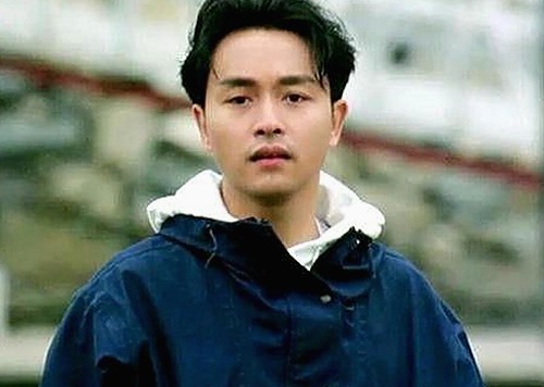 娱乐圈吃瓜酱小艺揭秘幕后故事，引发网友热议与关注